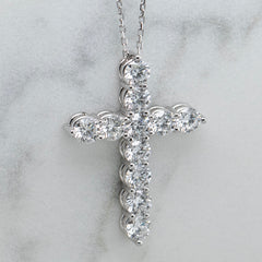 18k White Gold Lab Grown Diamond Cross Pendant & Chain