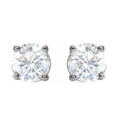 Natural Round Diamond Stud Earrings