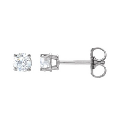 Natural Round Diamond Stud Earrings